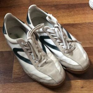 Tretorn sneakers size 7.5